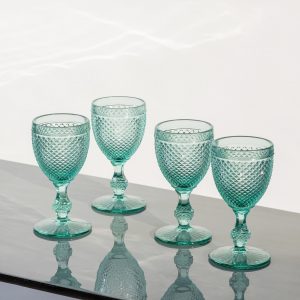Glassware - Diamond stemmed, medium - mint - Signature Rentals