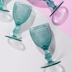 Glassware - Diamond stemmed, medium - mint - Signature Rentals
