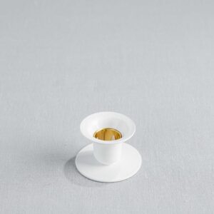 White buttercup holder-Signature Rentals
